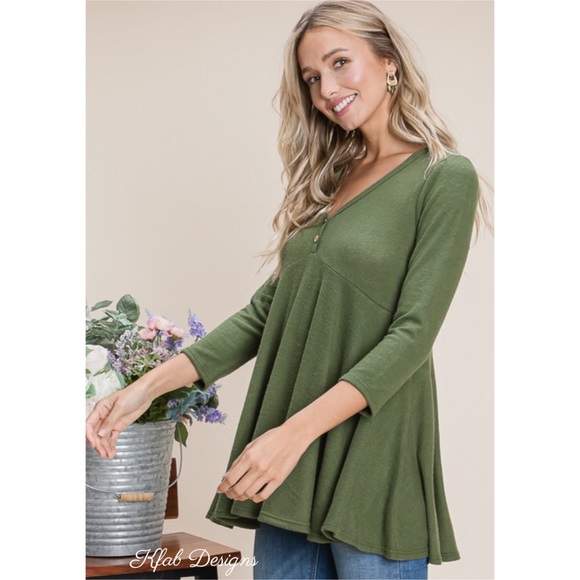 ❤️LAST! V Neck Soft Knit High Waist Top! - Picture 7 of 10